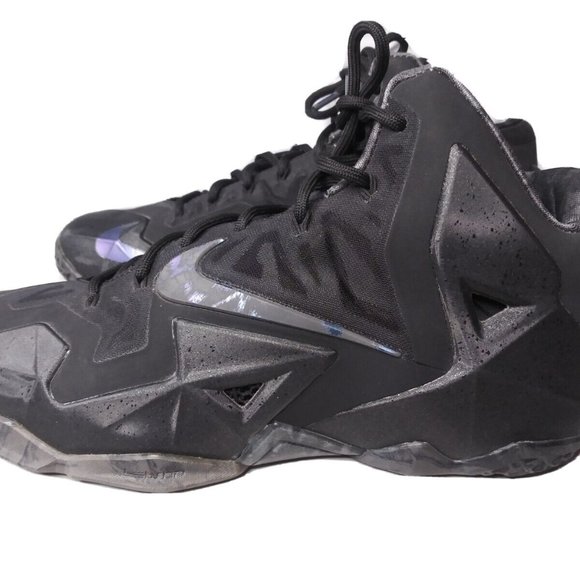 Nike LeBron 11 Blackout Size 11 Shoes Black 616175-090